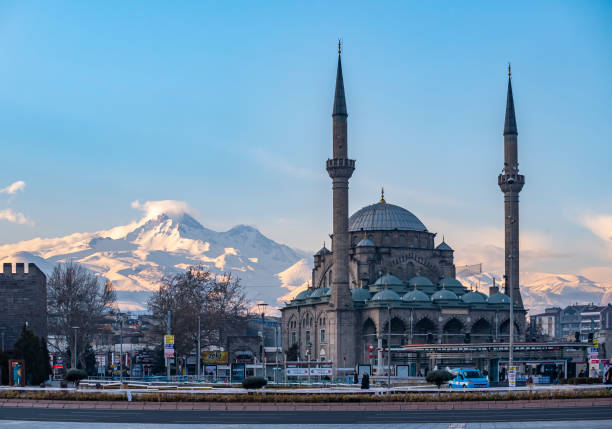 Kayseri Havalimanı Araç Kiralama İstasyonları: Nerede ve Nasıl Bulunur?